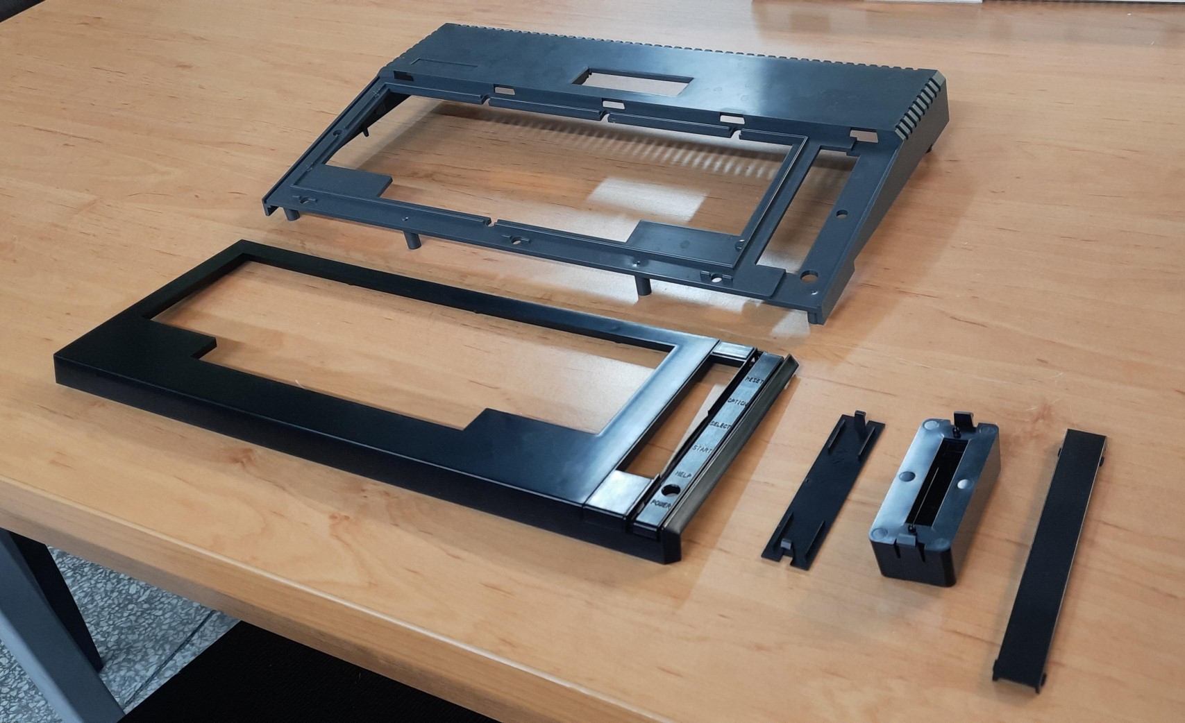 RM 800 XL Case (1707 x 1042).jpg