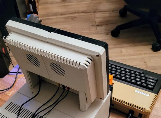 3D printed LCD 10 inches monitor 01 (554 x 406).jpg