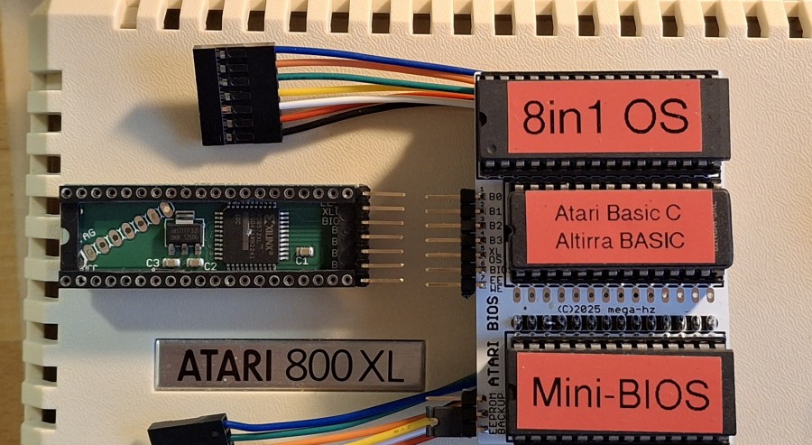 Set, bestehend aus CPU-Platine, EPROM-Platine und Verbindungskabel