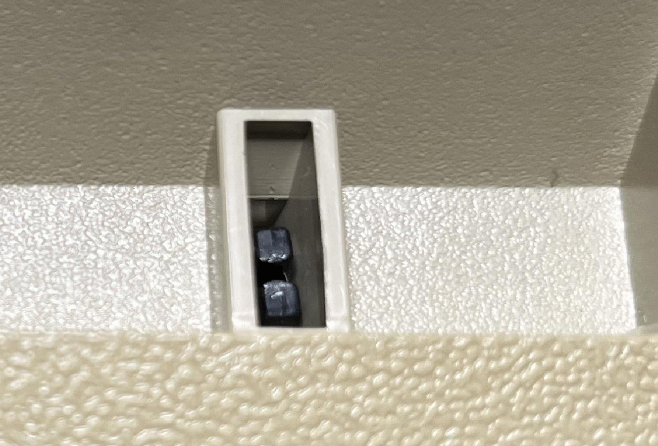 Atari800_InterlockSwitch_Plunger.jpg